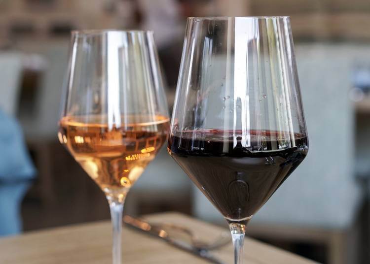 5 Expert Tips for Picking Wine at a Restaurant