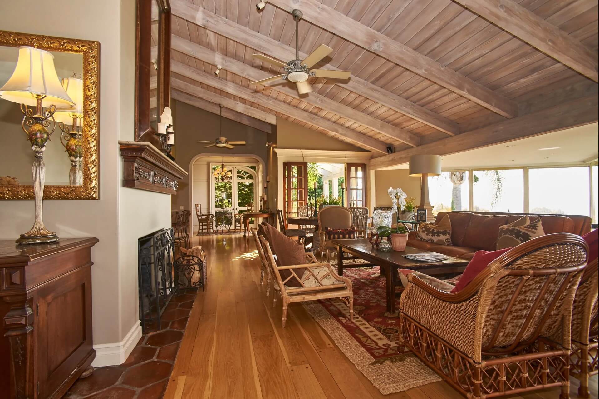 Check Out The Laguna Beach California Events Calendar check-out-the-laguna-beach-california-events-calendar