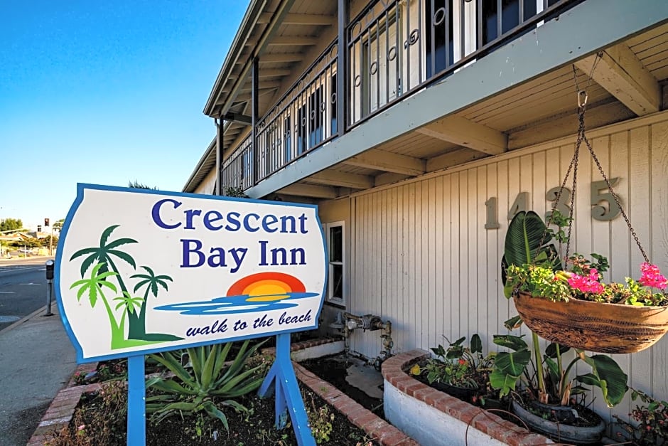 Crescent Bay Inn